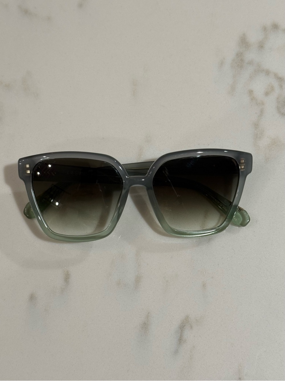 KREWE Gray to Green Gradient Square Sunglasses (SONIAT Tide)